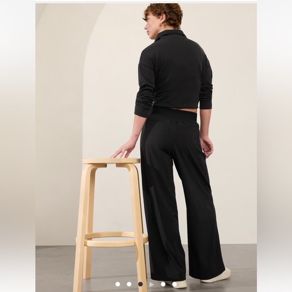 Athleta Brooklyn Heights high rise pleated wide leg pant black 14 petite - Picture 7 of 15